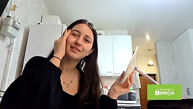 ZyntraLoom online show from February 16, 2026, 12:56 pm