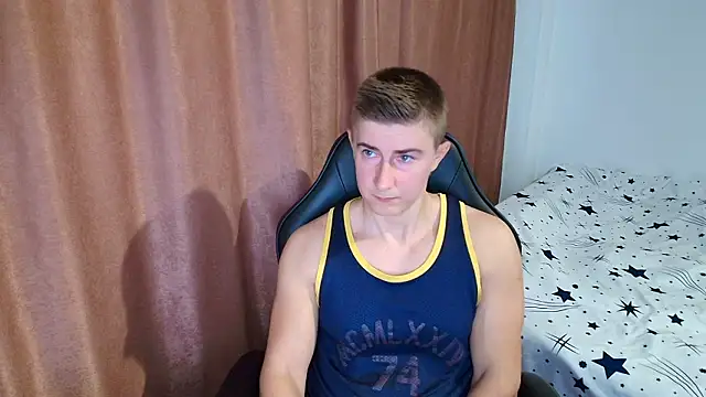 Snapshot of TodMusclePower9 chatting on February 19, 2026, 5:25 am TodMusclePower9 online show from February 19, 2026, 5:25 am