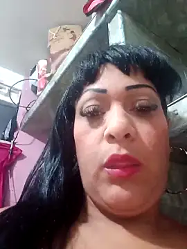 Snapshot of SabrinaColin chatting on May 12, 2026, 2:19 am SabrinaColin online show from May 12, 2026, 2:19 am