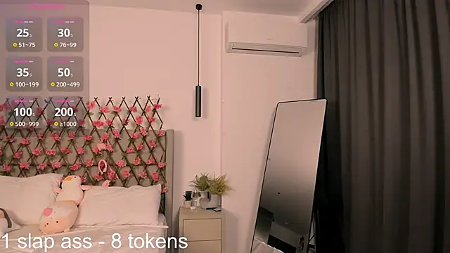 Luna Starlight online show from March 5, 2026, 10:06 pm