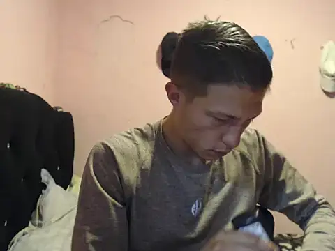 Snapshot of Cronos_Hot_8 chatting on February 19, 2026, 10:55 am Cronos Hot 8 online show from February 19, 2026, 10:55 am