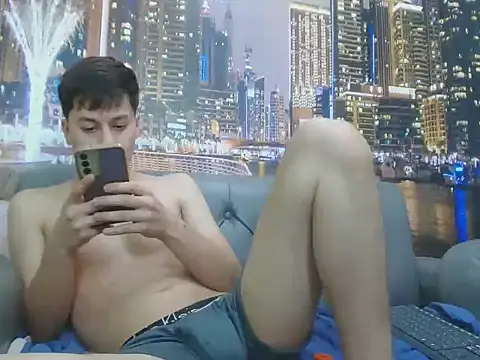 santiago xxxcol online show from March 8, 2026, 2:04 am