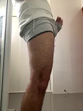 Snapshot of javfran76 chatting on February 28, 2026, 9:05 pm javfran76 online show from February 28, 2026, 9:05 pm