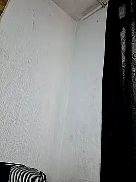 Snapshot of the_lagoon_girl chatting on February 22, 2026, 9:35 pm the lagoon girl online show from February 22, 2026, 9:35 pm