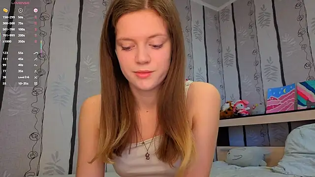 SueFerreyra online show from April 4, 2026, 6:11 am