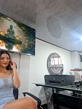 Jade connor online show from May 4, 2026, 8:16 pm