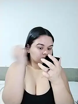 Snapshot of SamanthaStonee chatting on May 13, 2026, 11:44 pm SamanthaStonee online show from May 13, 2026, 11:44 pm