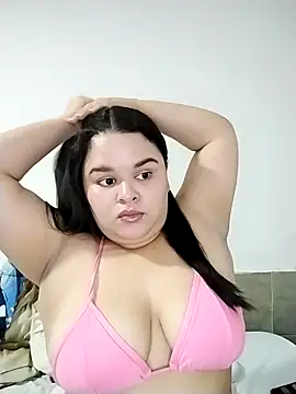 Snapshot of SamanthaStonee chatting on June 10, 2026, 9:35 pm SamanthaStonee online show from June 10, 2026, 9:35 pm