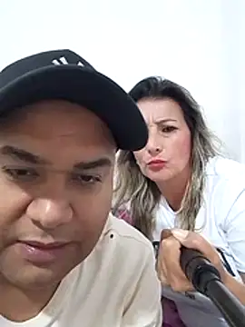 wessAndSandri online show from March 31, 2026, 8:20 pm