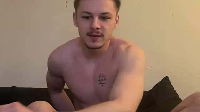 Snapshot of Lucas328706 chatting on February 17, 2026, 12:56 pm Lucas328706 online show from February 17, 2026, 12:56 pm