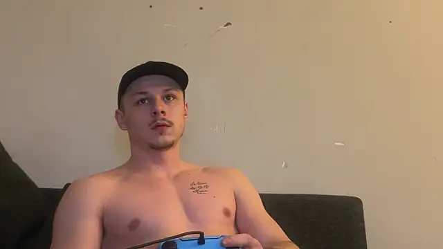 Snapshot of Lucas328706 chatting on February 20, 2026, 8:31 pm Lucas328706 online show from February 20, 2026, 8:31 pm