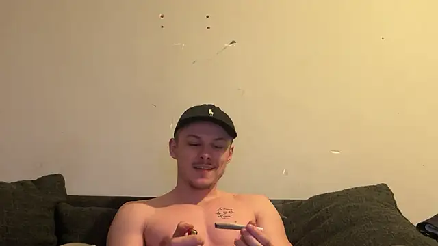 Snapshot of Lucas328706 chatting on February 22, 2026, 10:30 pm Lucas328706 online show from February 22, 2026, 10:30 pm