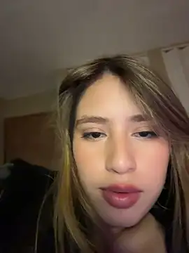 romyamo online show from April 9, 2026, 6:19 am