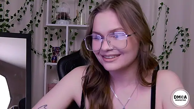 Snapshot of Kate_mermaid chatting on February 2, 2026, 3:38 am Kate mermaid online show from February 2, 2026, 3:38 am