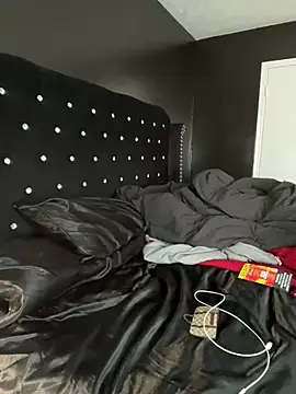 tipheragain online show from March 31, 2026, 6:08 pm