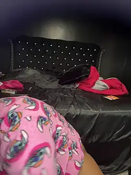 tipheragain online show from April 16, 2026, 10:12 pm