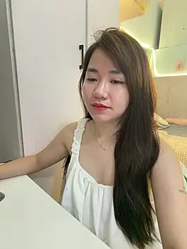 Amy8386 online show from June 18, 2026, 4:13 am