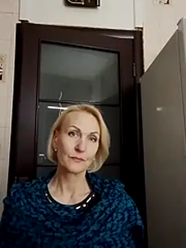 Snapshot of MichelleSolis chatting on February 2, 2026, 3:11 pm MichelleSolis online show from February 2, 2026, 3:11 pm