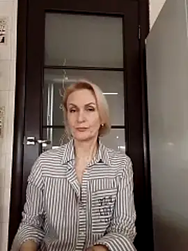 MichelleSolis online show from March 21, 2026, 10:09 am