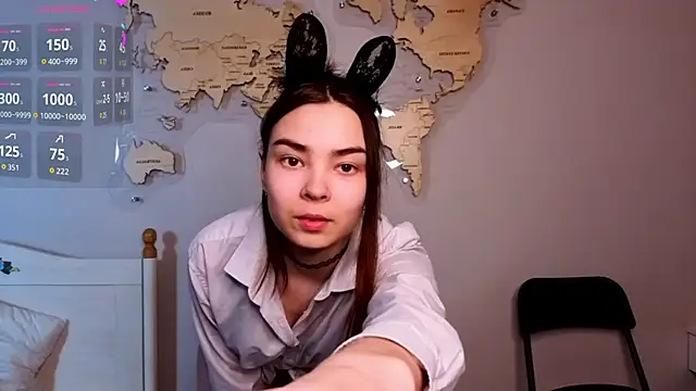 Snapshot of EddieChery chatting on April 3, 2026, 3:10 pm EddieChery online show from April 3, 2026, 3:10 pm