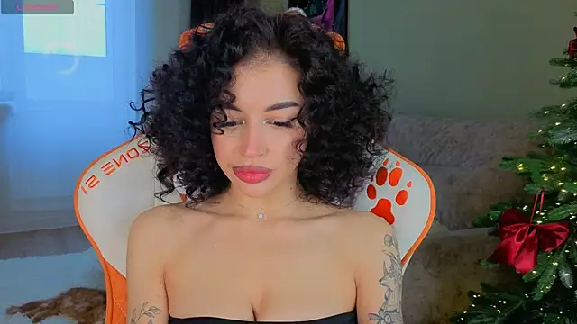 Snapshot of RiriDay chatting on February 4, 2026, 12:11 pm RiriDay online show from February 4, 2026, 12:11 pm