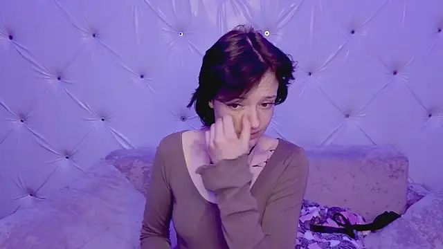 Svenaa Kopnie online show from February 15, 2026, 7:51 am