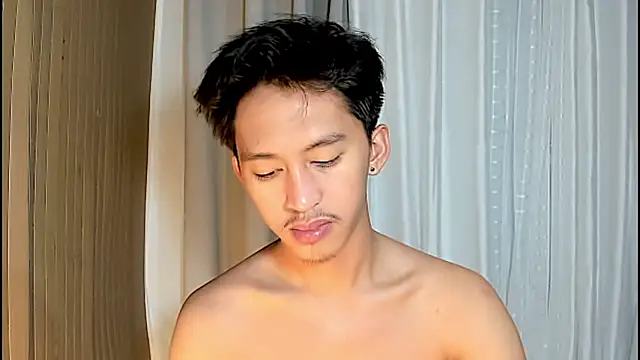  andrie69  online show from April 4, 2026, 4:11 am