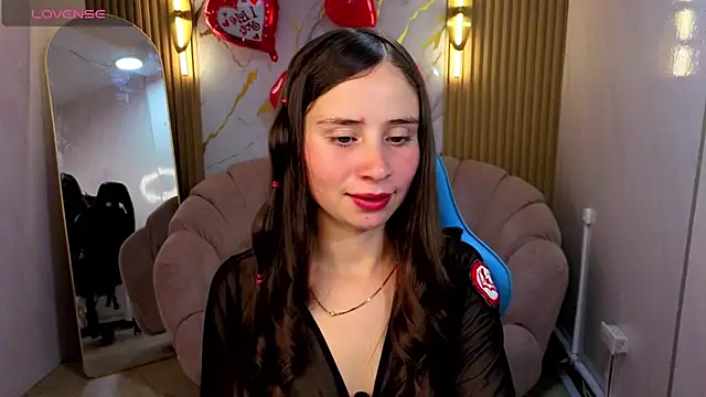 Snapshot of Ariana18_b chatting on February 23, 2026, 1:08 pm Ariana18 b online show from February 23, 2026, 1:08 pm