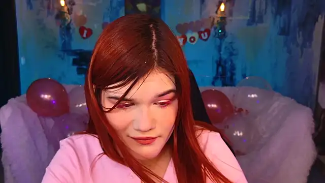 EllieFoxy online show from February 11, 2026, 1:49 pm