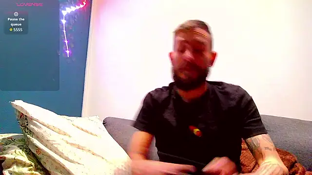 inktattoo42 online show from February 14, 2026, 7:10 pm