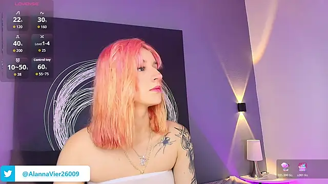 AlannaViera online show from April 16, 2026, 11:44 am