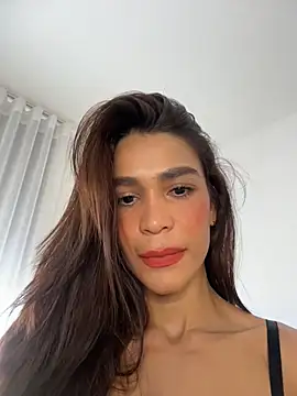 SofiaRivero online show from July 4, 2026, 7:53 pm