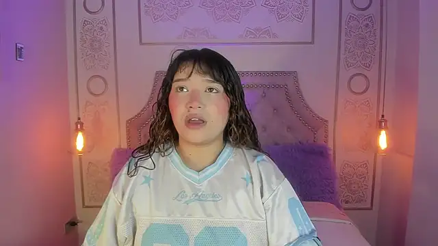 Honny Blaice  online show from April 11, 2026, 11:58 am