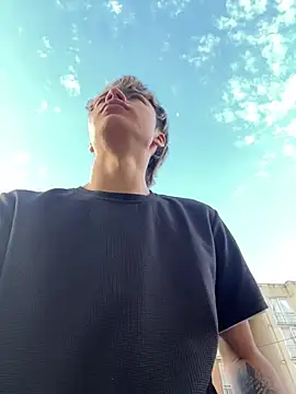 AlexanderCollman2 online show from April 23, 2026, 10:34 pm