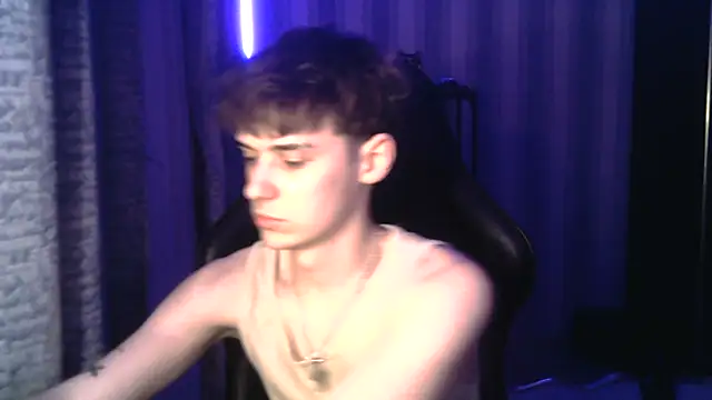 Snapshot of Sweet_Dude chatting on February 27, 2026, 10:43 pm Sweet Dude online show from February 27, 2026, 10:43 pm