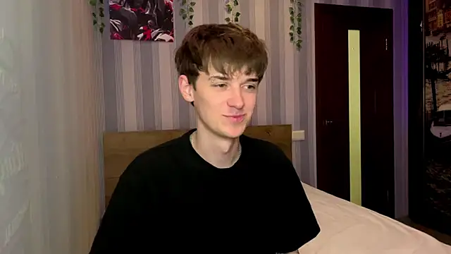 Sweet Dude online show from April 10, 2026, 5:06 pm