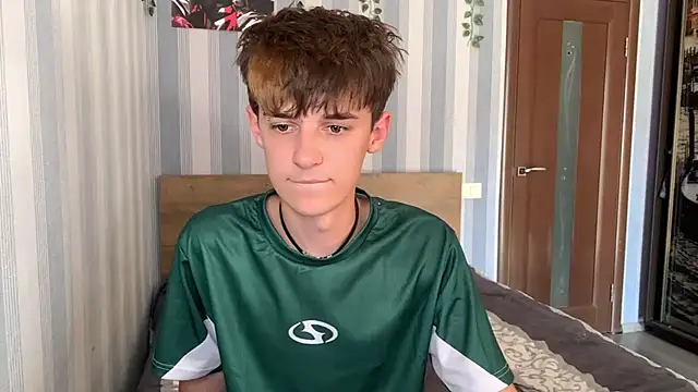 Sweet Dude online show from June 22, 2026, 2:03 pm