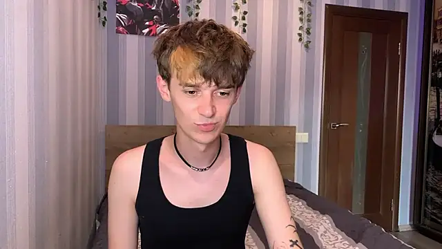 Sweet Dude online show from June 24, 2026, 5:12 pm
