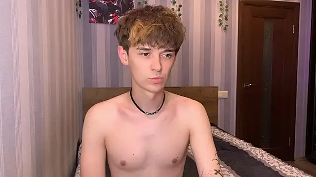Sweet Dude online show from July 8, 2026, 8:13 pm
