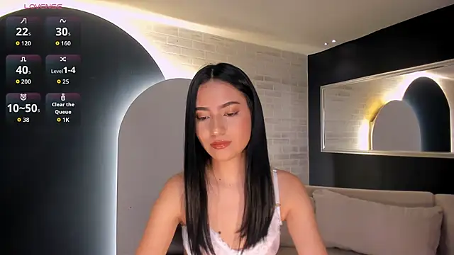 LucieMartin online show from April 12, 2026, 5:40 pm