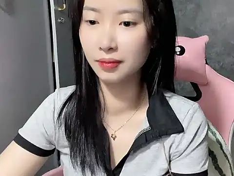 Linne6789 online show from March 5, 2026, 4:08 am