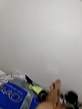 elvergon8721 online show from February 25, 2026, 3:27 am