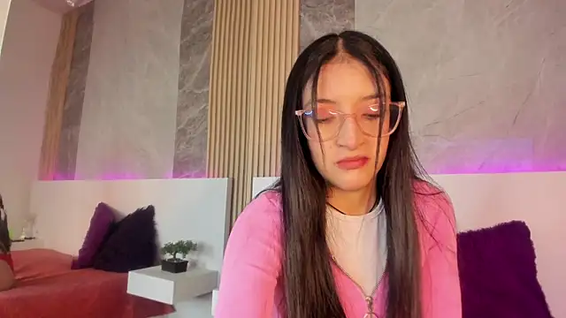 HannaWen  online show from March 7, 2026, 12:57 pm