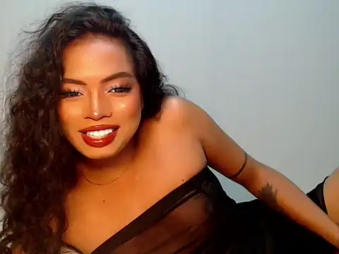 Snapshot of girlyteengrl chatting on February 9, 2026, 2:43 pm girlyteengrl online show from February 9, 2026, 2:43 pm