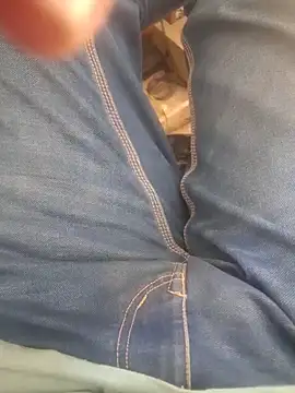 hot---boy1 online show from March 31, 2026, 9:53 am