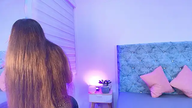 Snapshot of Samanta-Rose chatting on February 14, 2026, 3:25 am Samanta-Rose online show from February 14, 2026, 3:25 am