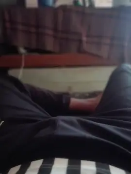 Harry302933 online show from April 18, 2026, 5:33 am