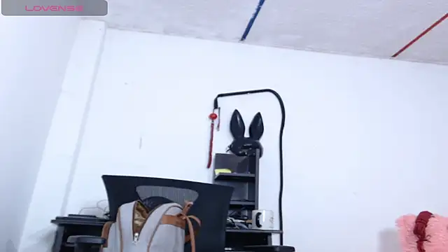 Girl Bondage online show from March 30, 2026, 1:45 pm