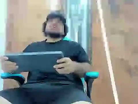 Chris Evans22 online show from March 1, 2026, 7:49 pm