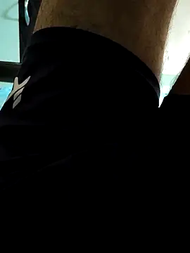 Mumbai handsom92 online show from April 3, 2026, 9:18 am